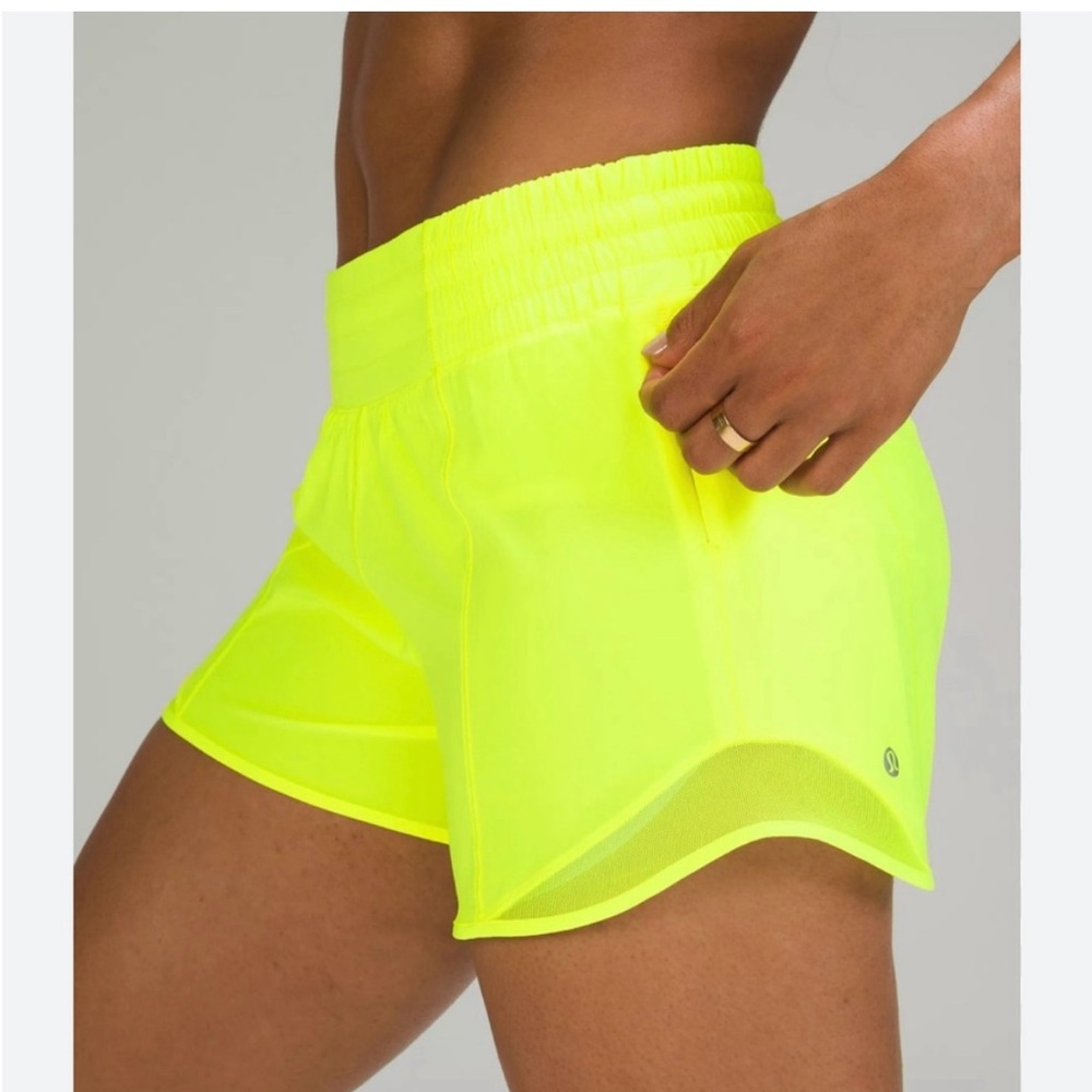 lululemon highlight yellow hotty hot 4” high rise size 6